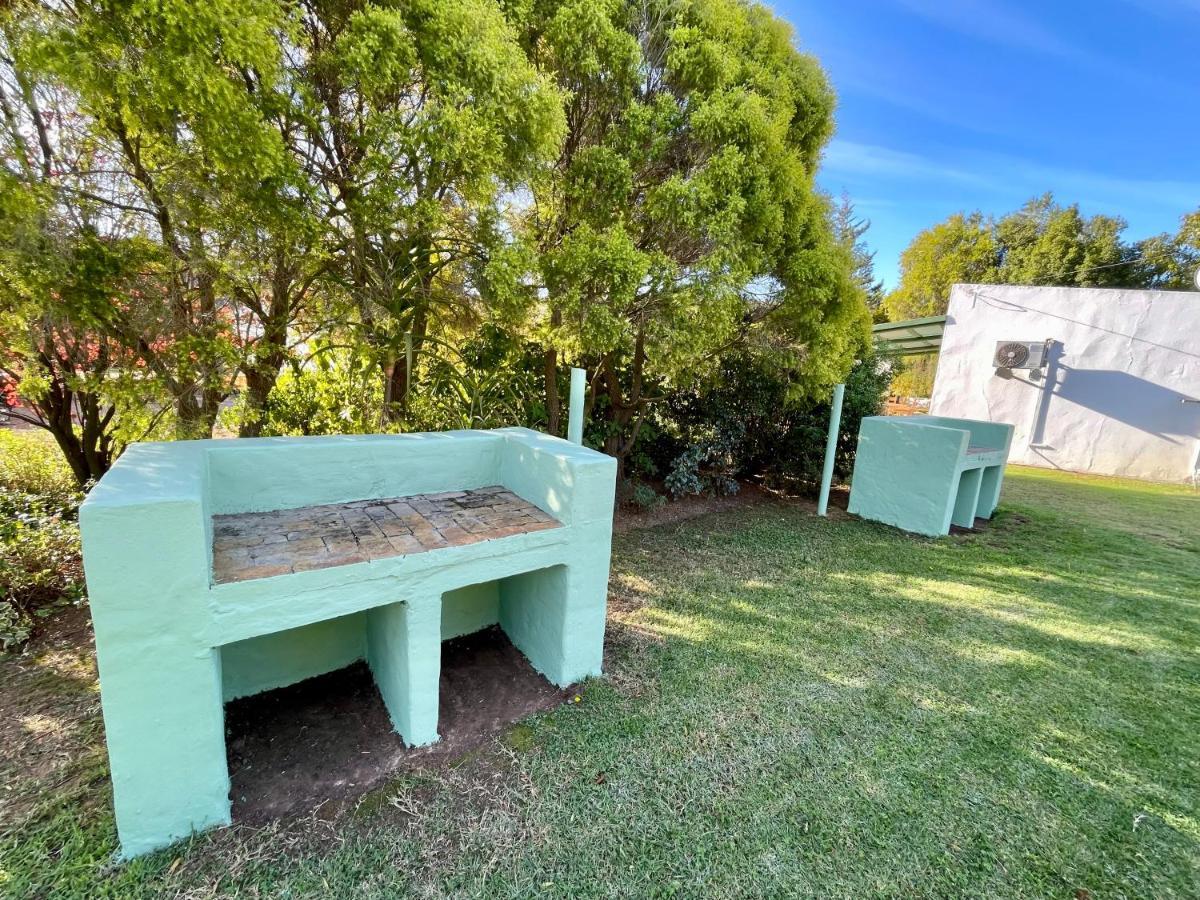 Blue Cow Barn - Boutique Farm Guest House Barrydale Exterior photo